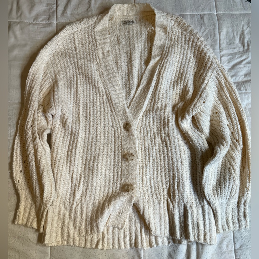 American Eagle Outfitters Cream Knit Cardigan